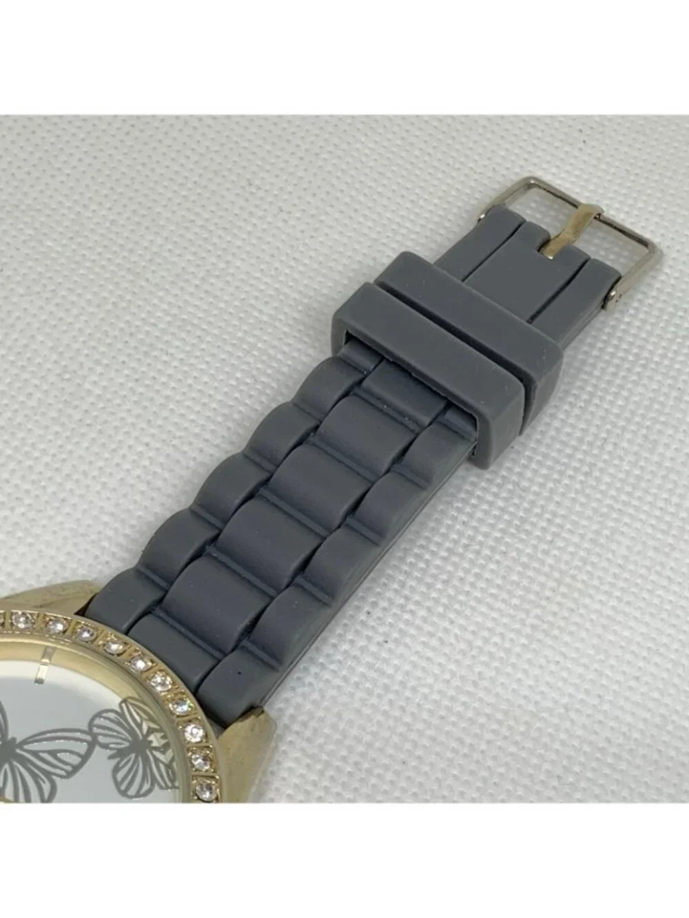Butterflies dial gold tone watch 44mm large face rhinestone quartz gray running